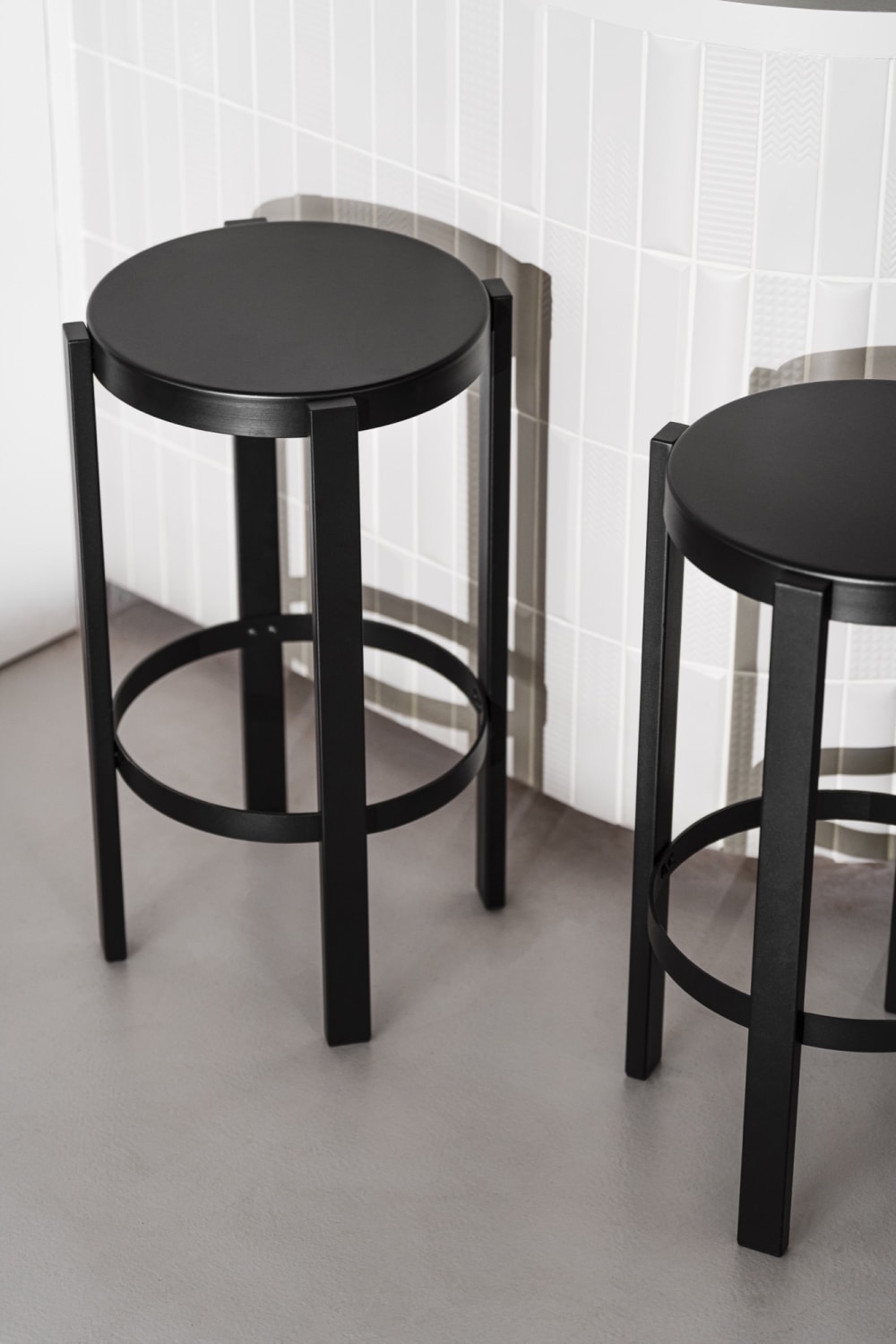 wohnli-moebel-suche-M24080767-1 75 cm