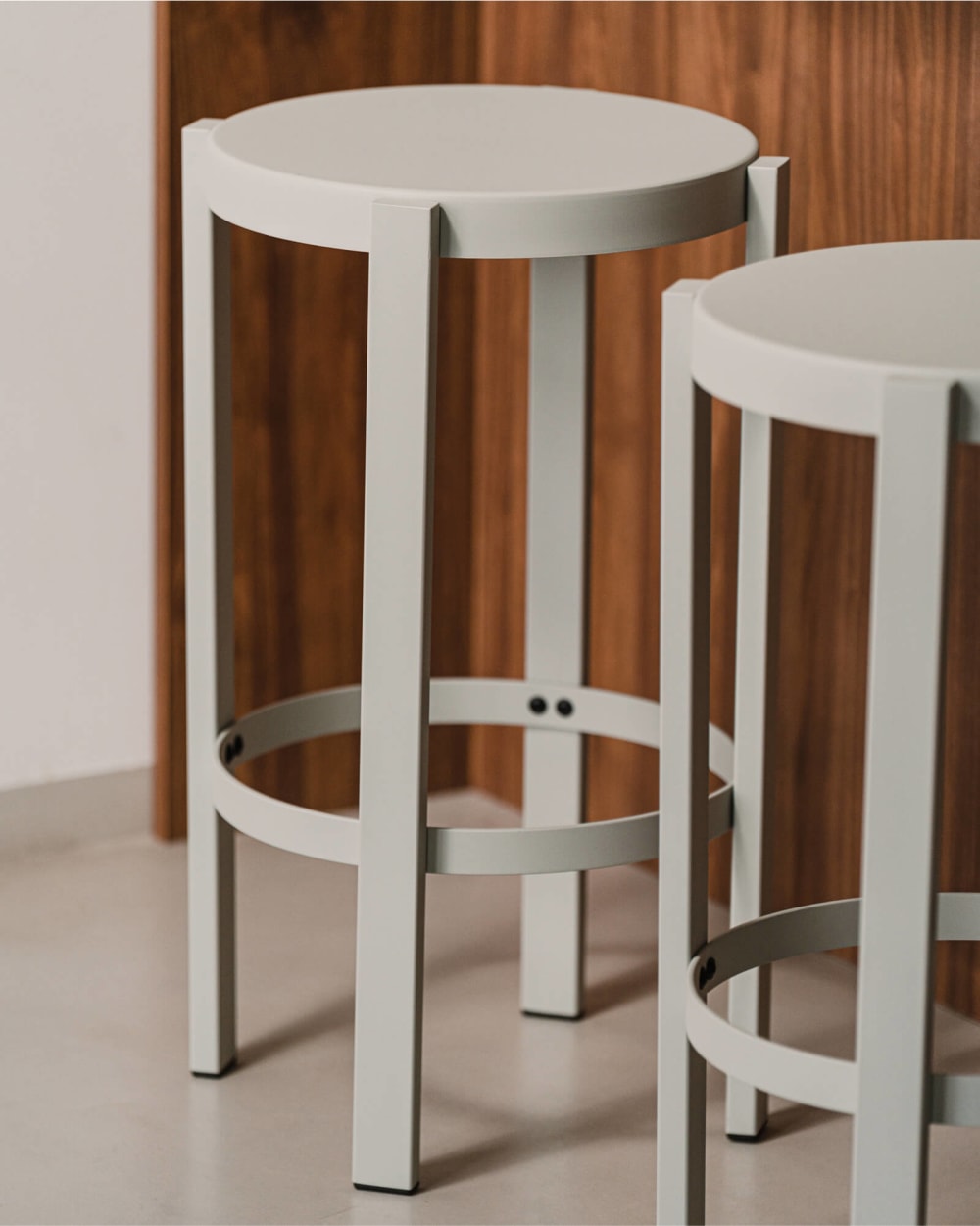 wohnli-moebel-suche-M24080769-1 Doon Barhocker 65 cm Stahl modernes Design 35x65x35cm Metall Grau noo.ma Möbel Esszimmermöbel Barhocker