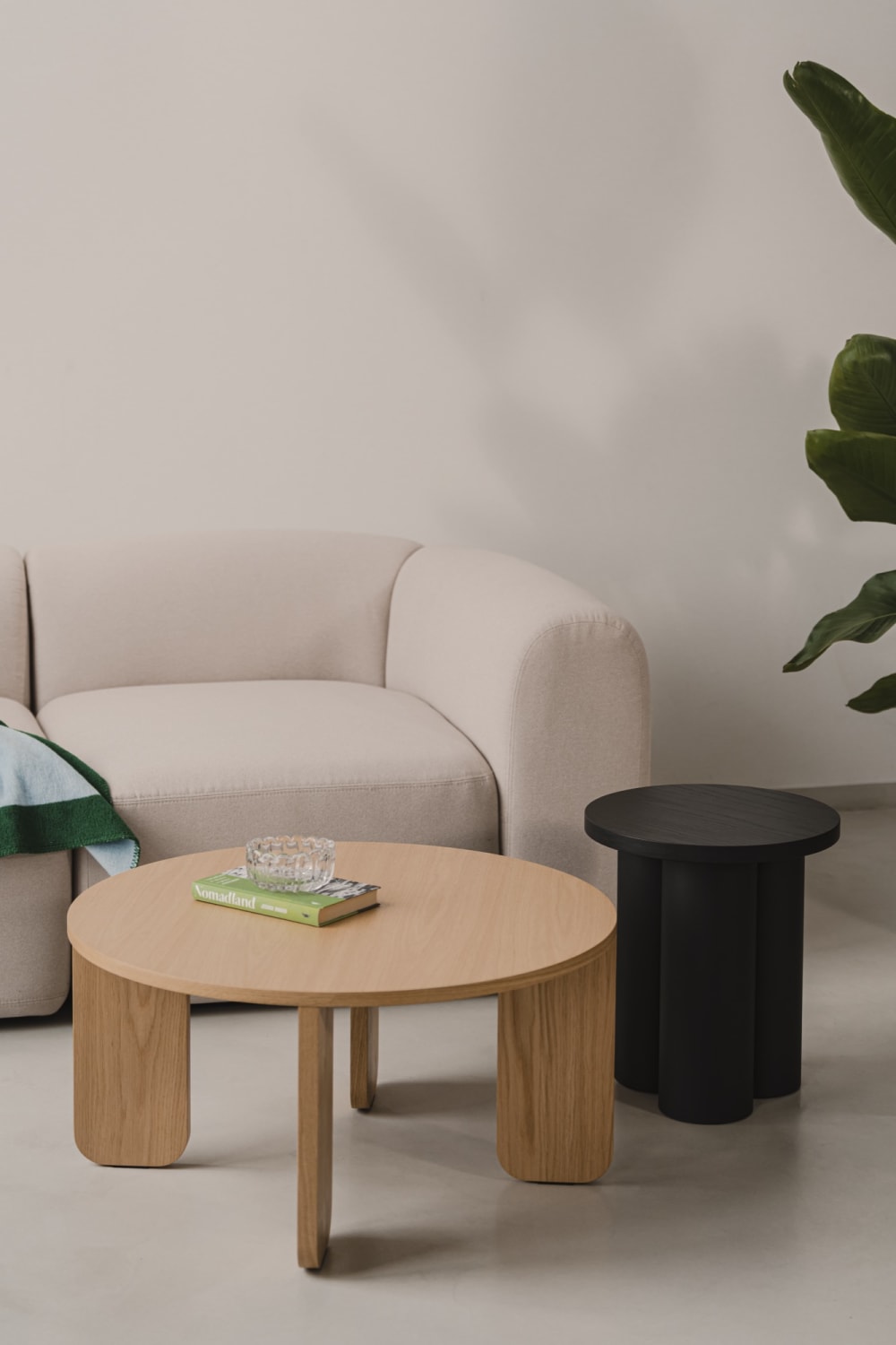 wohnli-moebel-suche-M24080847-1 75x38x75cm Spanplatte Braun noo.ma Möbel Wohnzimmermöbel Couchtische