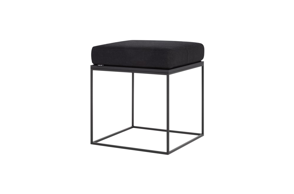 wohnli-moebel-suche-M24080973 Wohnli Möbelsuche - Hocker aus Eichefurnier und Stahl mit Kissen