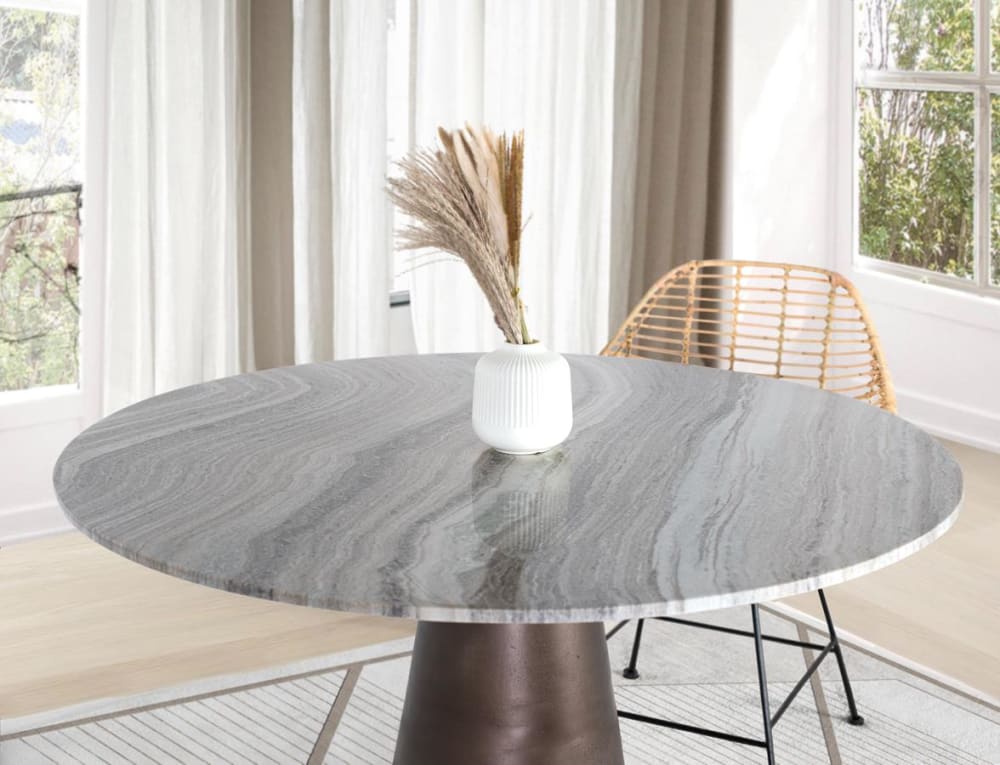 Esstisch mit Marmorplatte und Aluminiumfüßen 120x76x120cm Marmor Braun GINER Y COLOMER Möbel Esszimmermöbel Esstische