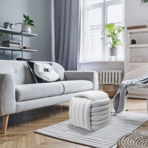 wohnli-moebel-suche-M24115330-1 Moderner Fußhocker aus weißem Stoff in Knäuel-Optik 50x45x50cm Stoff Weiß Mobili Rebecca Sofas und Sessel Sessel, Poufs und Fußbänke Fußbänke
