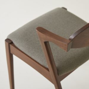 wohnli-moebel-suche-M24124797-1 Stuhl aus massivem dunklem Teakholz und Stoff 55x74x54cm Holz Braun Tikamoon Möbel Esszimmermöbel Stühle