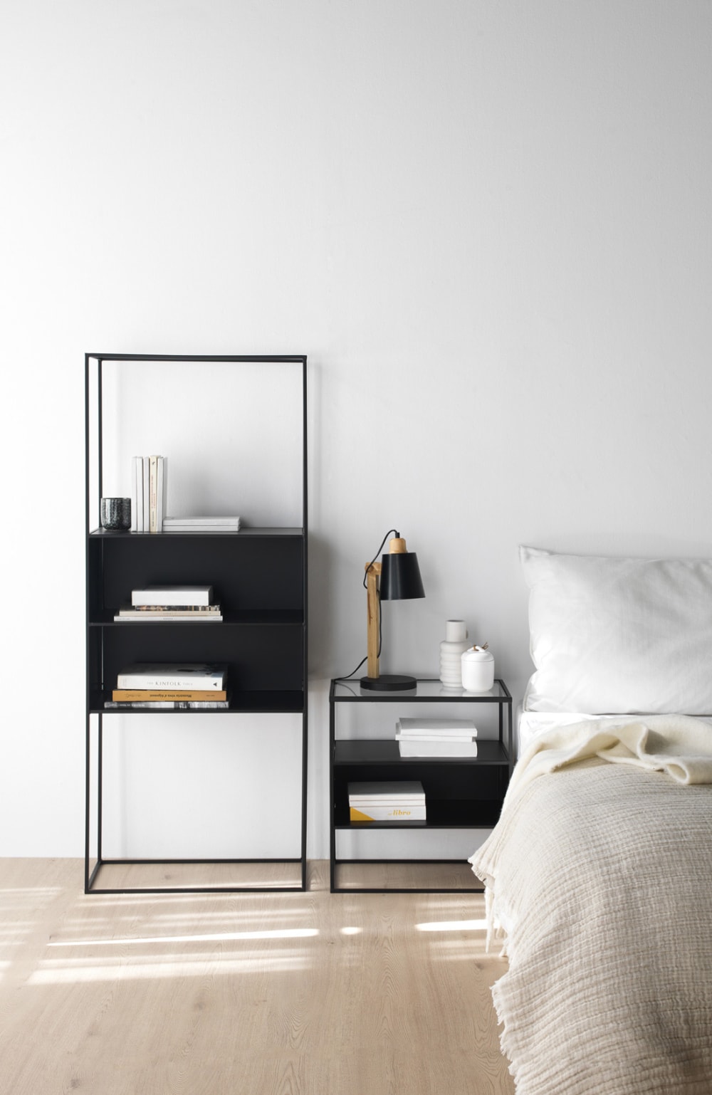 30x54x50cm Metall Schwarz GEESE HOME Möbel Wohnzimmermöbel Beistelltische