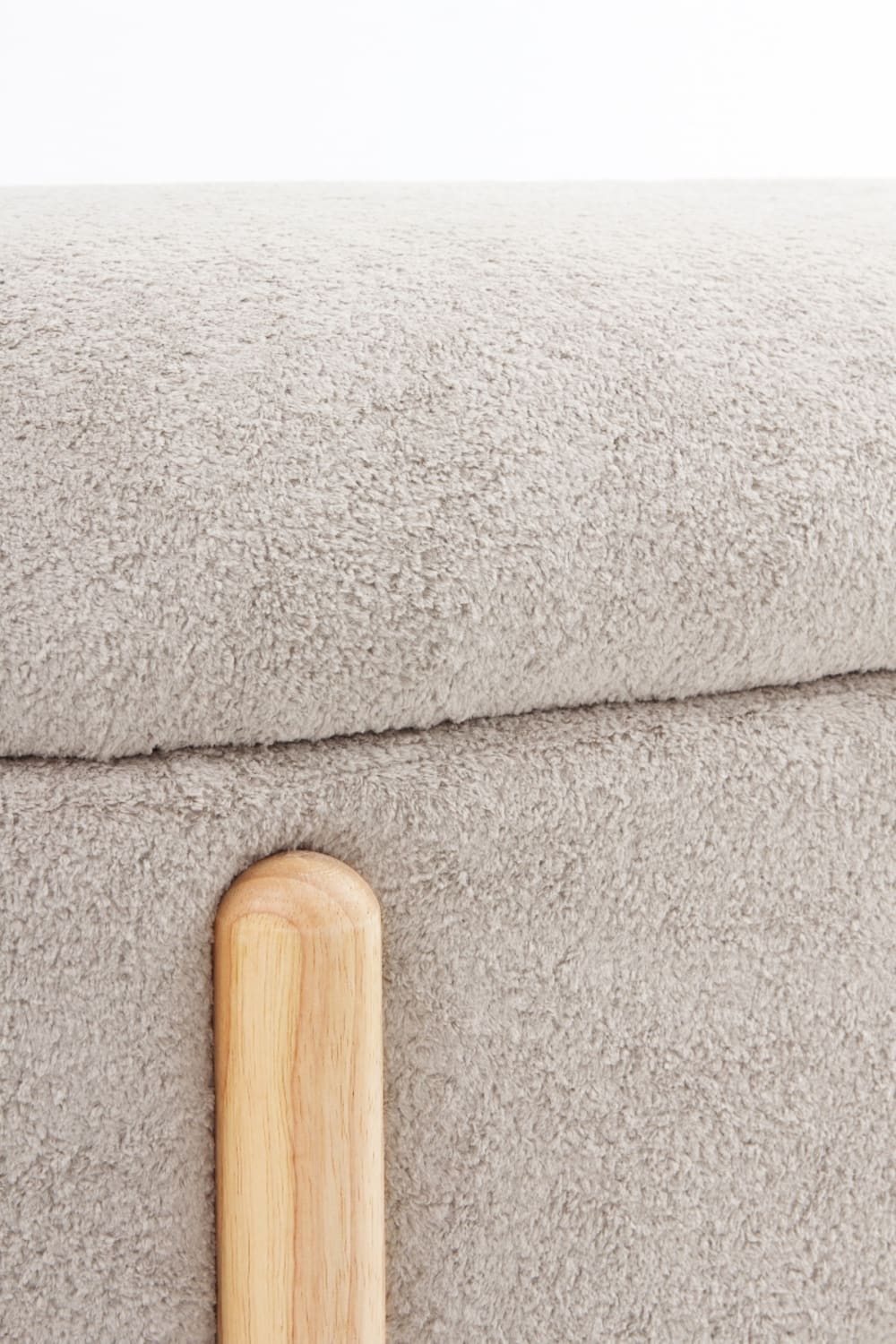 Truhe mit strukturiertem Stoffbezug und Holzbeinen 106x48x38cm Holz Grau GEESE HOME Möbel Esszimmermöbel Sitzbank und Holzbank