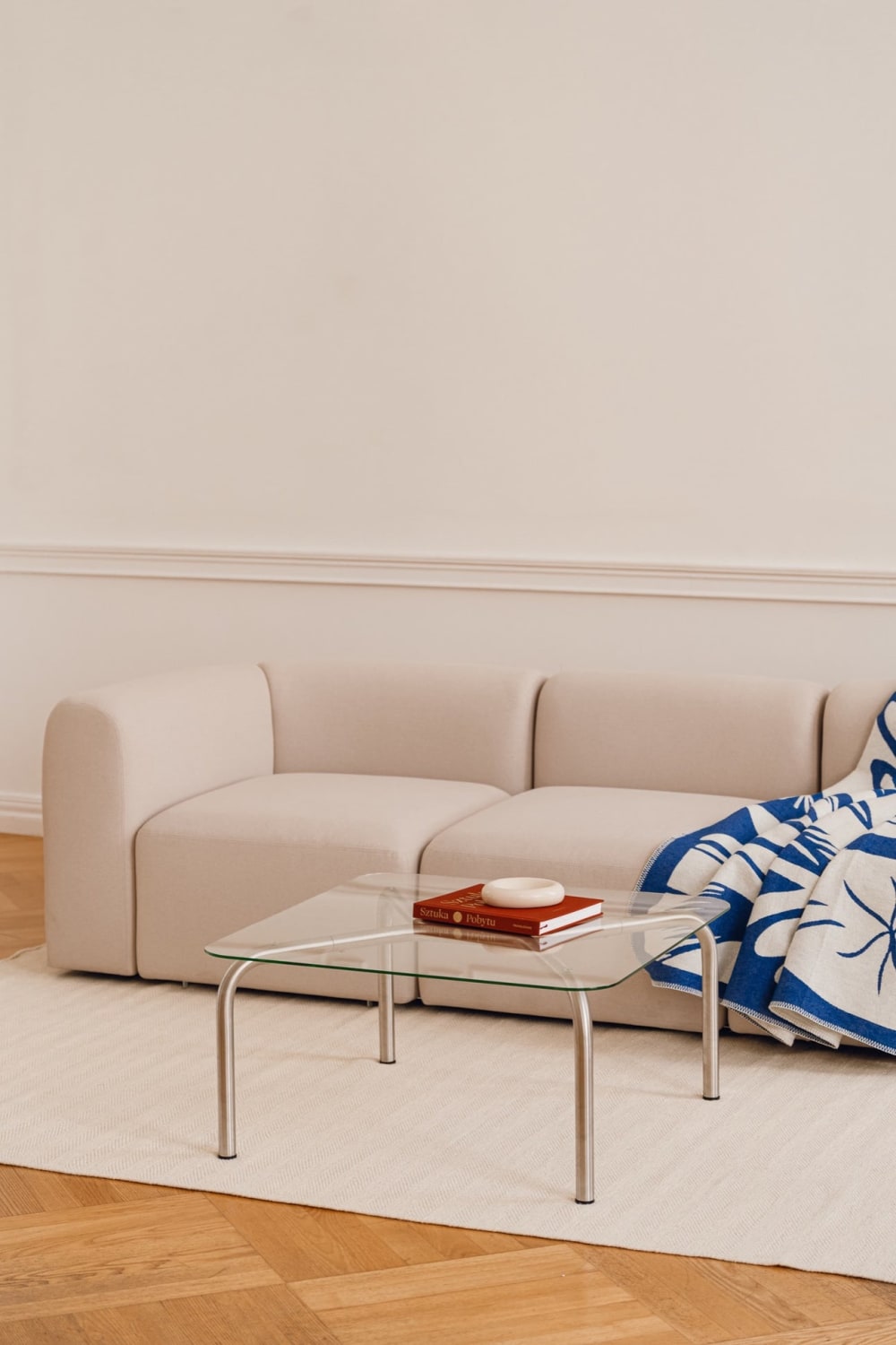 wohnli-moebel-suche-M24158228-1 Couchtisch aus gebürstetem Stahl mit Glasplatte 80x39x80cm Glas Silber noo.ma Möbel Wohnzimmermöbel Couchtische