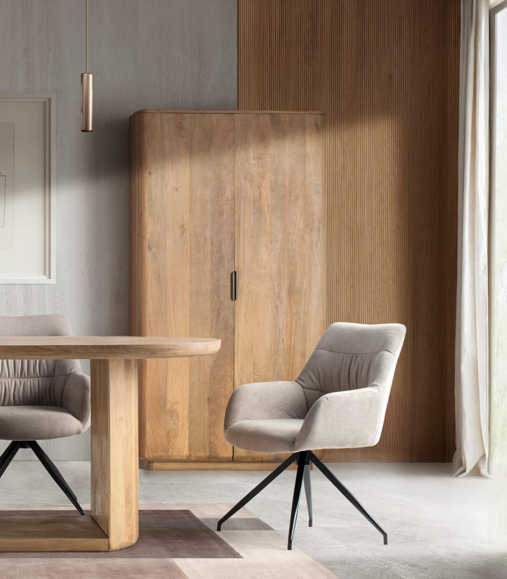 wohnli-moebel-suche-M25002529-1 Kleiderschrank aus Mangoholz mit abgerundeten Ecken 100x190x40cm Holz Braun GINER Y COLOMER Möbel Schlafzimmermöbel Schränke