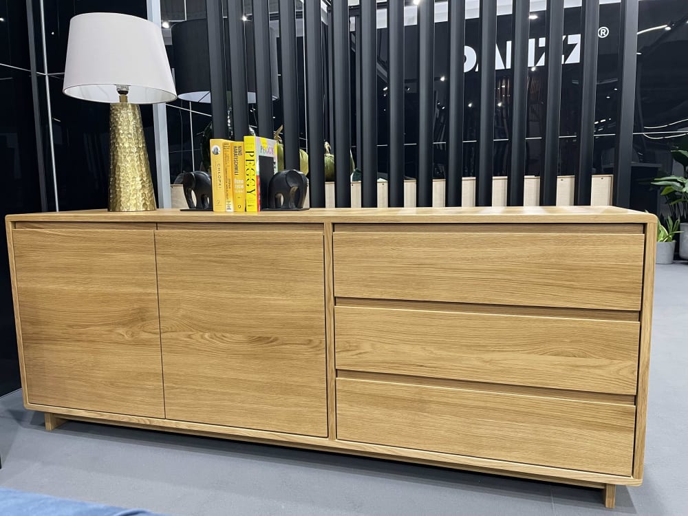 Kommode aus massivem Eichenholz 180 cm 180x80x45cm Holz Braun Danzz Möbel Schlafzimmermöbel Kommoden