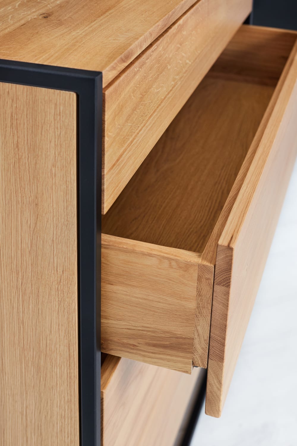 Kommode aus massivem Eichenholz 80 cm 80x110x50cm Holz Braun Danzz Möbel Schlafzimmermöbel Kommoden