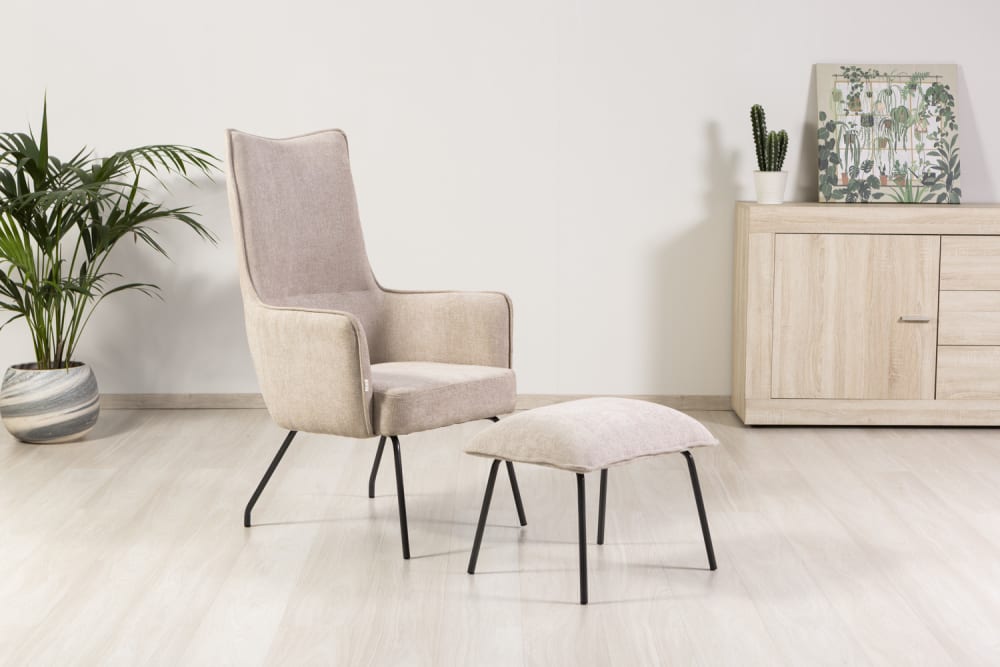 Lesesessel mit Fußhocker aus Stoff beige 72x118x68cm Samt Beige Siediti Fuori e Dentro Sofas und Sessel Sessel, Poufs und Fußbänke Sessel