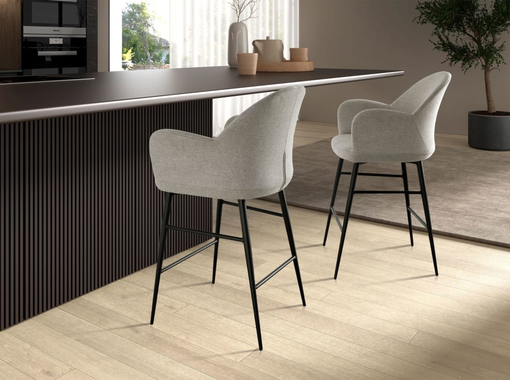 Hocker aus hellgrauem Stoff 56x96x56cm Stoff Grau Angel Cerda Möbel Wohnzimmermöbel Hocker