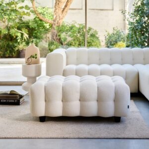 wohnli-moebel-suche-M25096771-1 Sitzhocker mit Bouclébezug für 3-Sitzer Sofa creme 115x48x70cm Holz Braun sweeek Sofas und Sessel Sessel, Poufs und Fußbänke Sitzsäcke