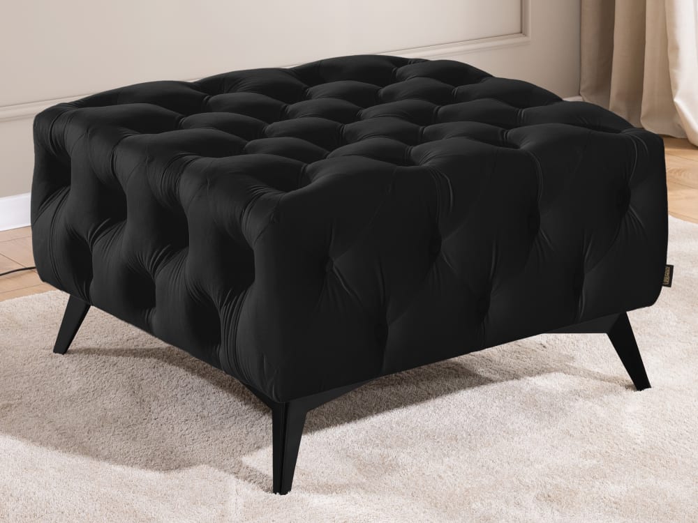 Chesterfield Fußhocker aus schwarzem Samt mit schwarzen Füßen 80x45x80cm Holz Schwarz S-Style Sofas und Sessel Sessel, Poufs und Fußbänke Sitzsäcke