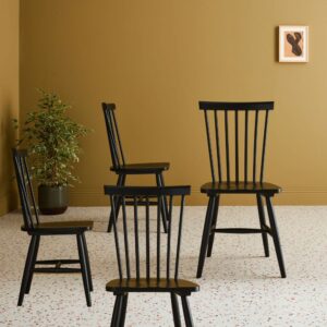 wohnli-moebel-suche-M25163687-1 4er-Set Stühle schwarz mit Streben aus Hevea-Holz 49x90x44cm Holz Schwarz sweeek Möbel Esszimmermöbel Stühle