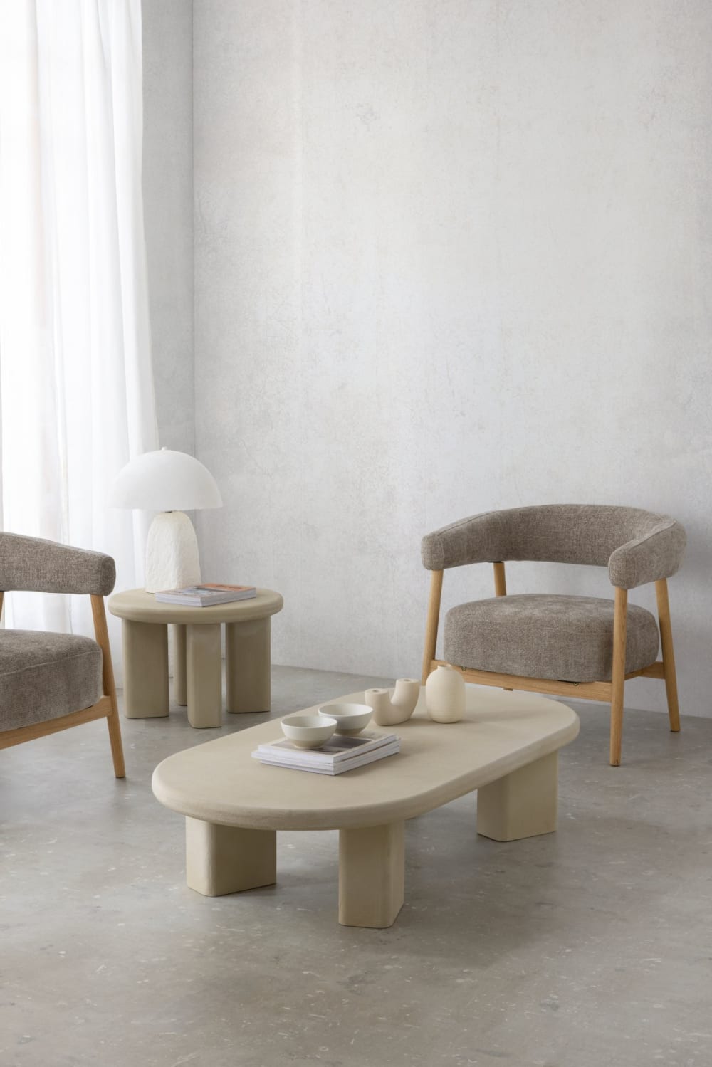 wohnli-moebel-suche-M26023265-1 Couchtisch 60 Durchmesser aus sandfarbenem Polyresin 60x40x60cm Harz Beige GEESE HOME Möbel Wohnzimmermöbel Couchtische
