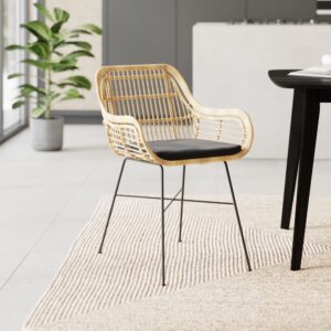 wohnli-moebel-suche-M26040884-1 Rattansessel mit natürlichen Rattan und schwarzen Metallbeinen 52x80x55cm Rattan Schwarz Maison Pavane Möbel Esszimmermöbel Stühle