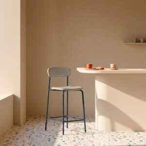wohnli-moebel-suche-M26072281-1 Hocker 2er-Set aus Kunstleder H95 cm - Beige 50x95x41cm Metall Beige Calicosy Möbel Esszimmermöbel Barhocker