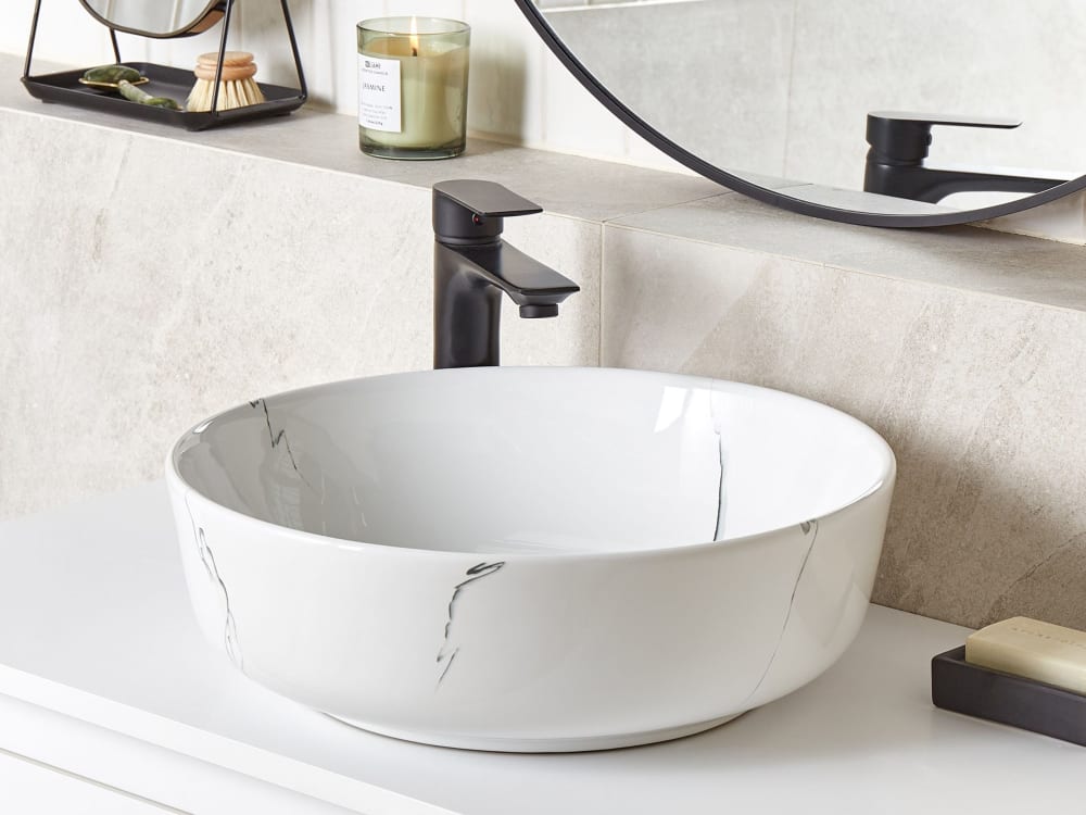Aufsatzwaschbecken  ⌀ 42 cm Keramik Weißer Marmor 42x14x42cm Keramik Weiß Beliani Möbel Badezimmermöbel Waschtische