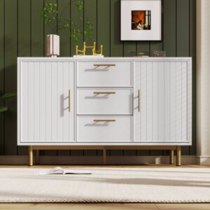 Streifendesign & Gold-Details