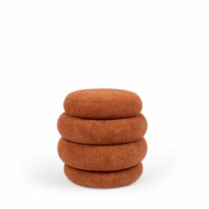 wohnli-moebel-suche-M26099670 Wohnli Möbelsuche - Runder Terrakotta-Puff mit weicher Textur.