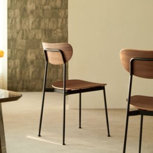 wohnli-moebel-suche-M26123255-1 Stuhl aus Nussbaum und schwarzem Metall. 45x80x50cm Metall Schwarz Tikamoon Möbel Esszimmermöbel Stühle
