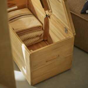 wohnli-moebel-suche-M26123286-1 Aufbewahrungstruhe aus massivem Teakholz 80x40x40cm Holz Beige Tikamoon Möbel Schlafzimmermöbel Kommoden