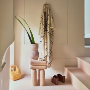 Beistelltisch aus Holz beige 31.5 * 31.5 * 42 cm 32x42x32cm Holz Beige Urban Nature Culture Möbel Wohnzimmermöbel Couchtische