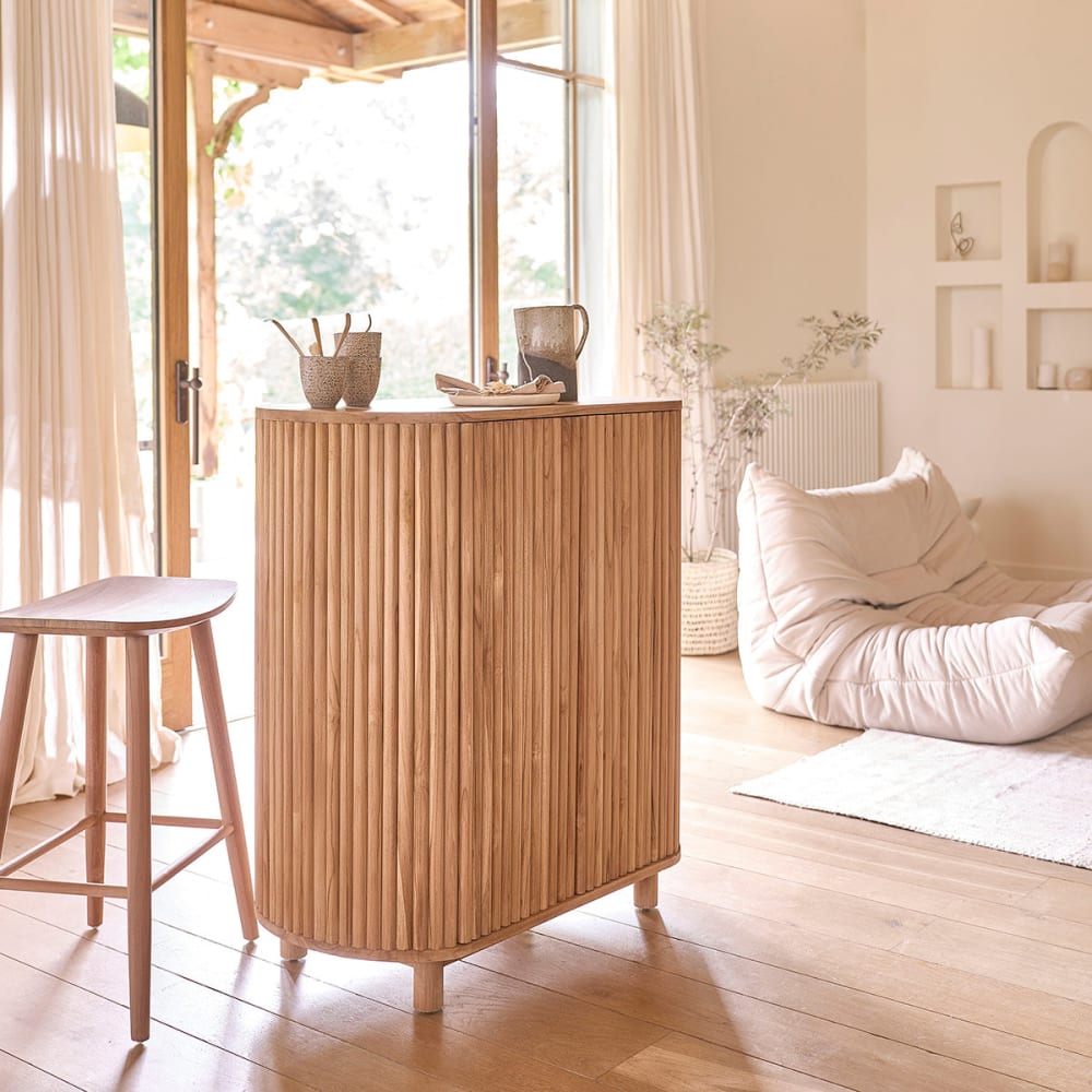 Wohnli Möbelsuche - Barschrank aus massivem Teakholz 90 cm