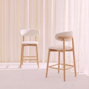 wohnli-moebel-suche-M26204844 Wohnli Möbelsuche - 2 Barhocker Heveaholz naturfarben mit Bouclé-Bezug