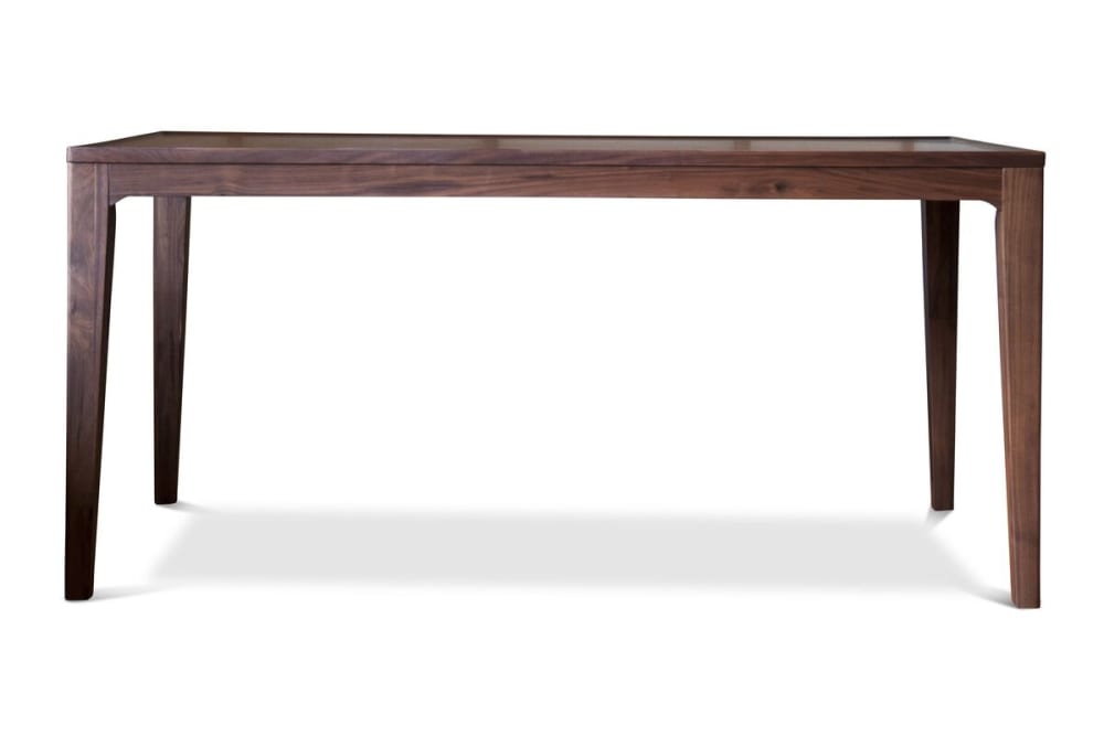 wohnli-moebel-suche-Skandinavischer-Tisch-aus-Nussbaumholz-braun Wohnli Möbelsuche - Skandinavischer Tisch aus Nussbaumholz