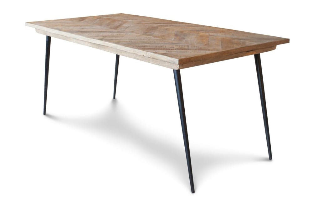 wohnli-moebel-suche-Tisch-aus-Holz-mit-ausgestellten-Fuessen-braun Wohnli Möbelsuche - Tisch aus Holz mit ausgestellten Füßen