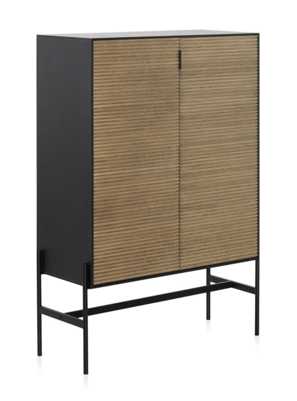 Wohnli Möbelsuche - Vitrine mit schwarzem Eschenholzfurnier und Türen in Naturholz